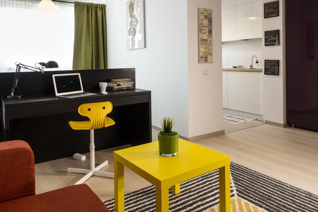 Studio R By Mrg Apartments Bucharest Exterior photo
